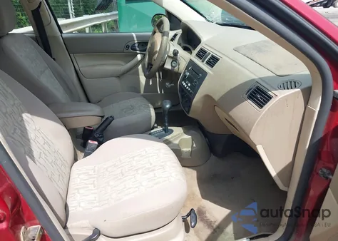 2005 Ford Focus Zx4 z USA, uszkodzony, nr VIN 1FAFP34N45W185564